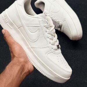 Men's Trendy Lifestyle Sneakers - Off-White with Pastel Accents